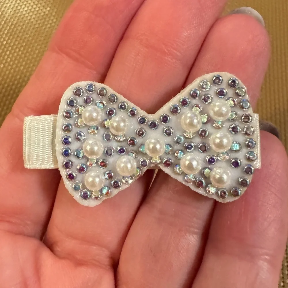 White Bow Hair Clips With Pearls And Rhinestones